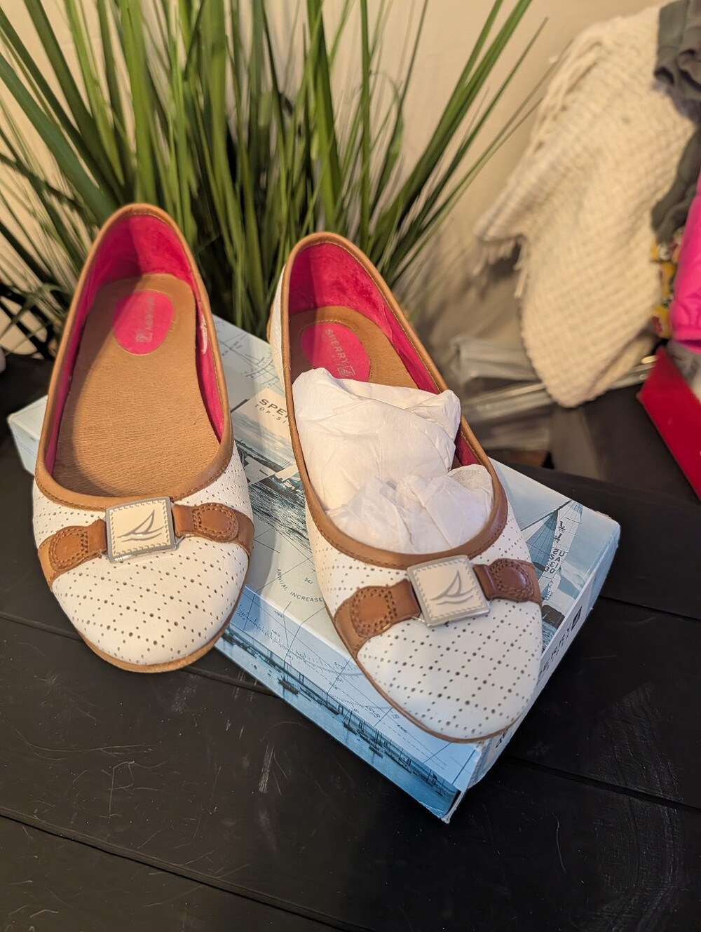 Nwt.    Sperry Size 8.5